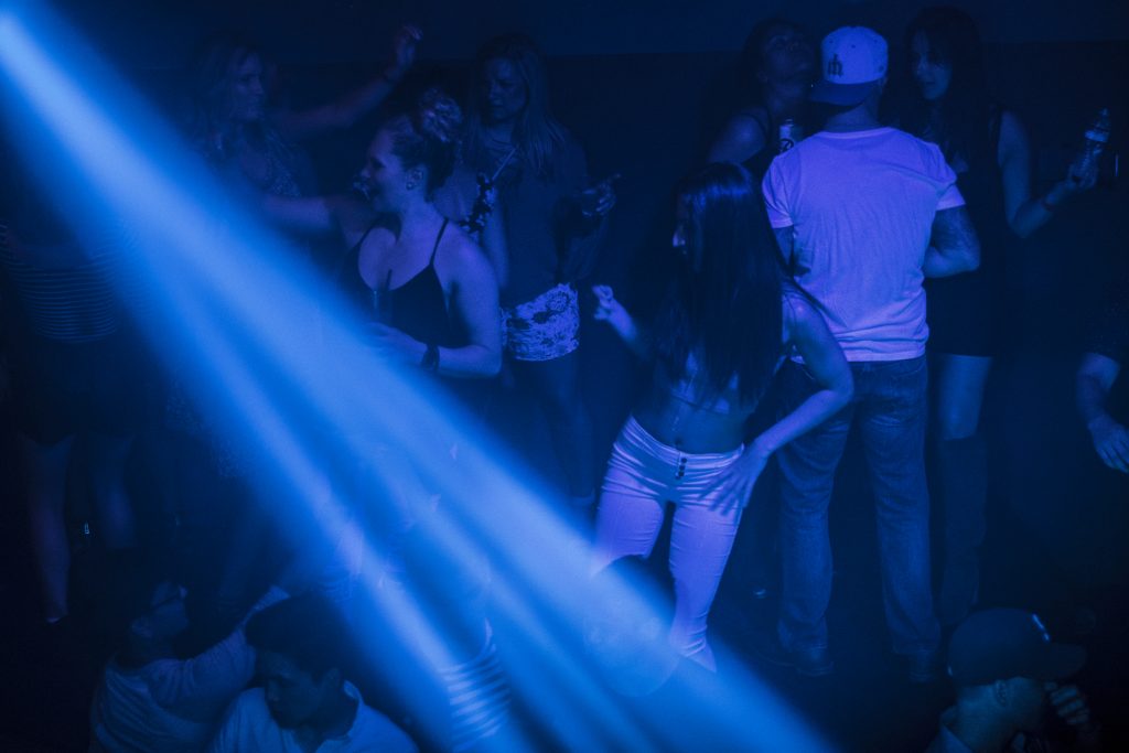 Q photos Equal Motion